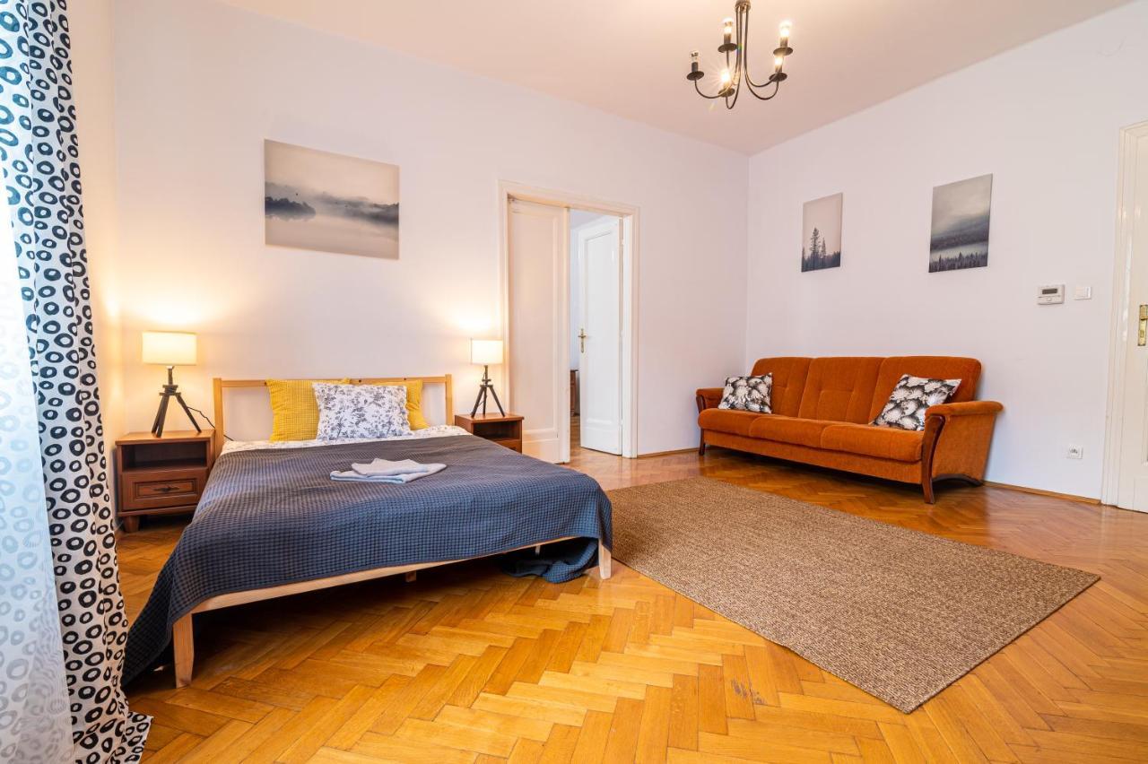 Trip Apartments Krakow Luaran gambar
